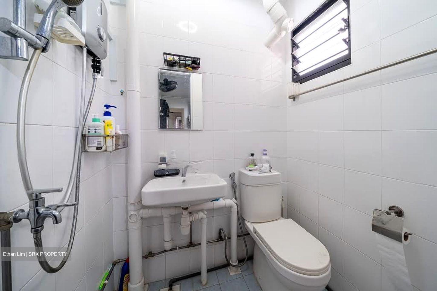 Blk 182 KEBUN BARU LINK 2 (Ang Mo Kio), HDB Executive #547859091